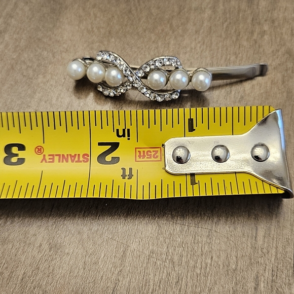 Pretty Hair Pins - Picture 3 of 4